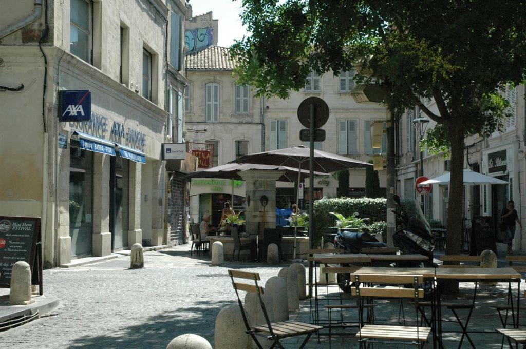 21 Bis Rue De La Croix Appartement Avinyon Dış mekan fotoğraf